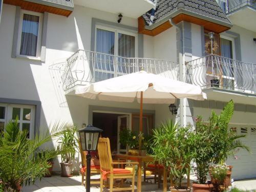 Villa Grazia Heviz Servis gambar